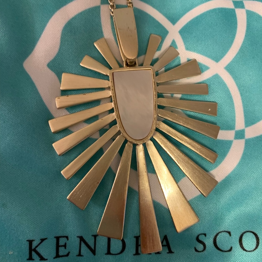 Kendra Scott Paula Long Pendant Necklace